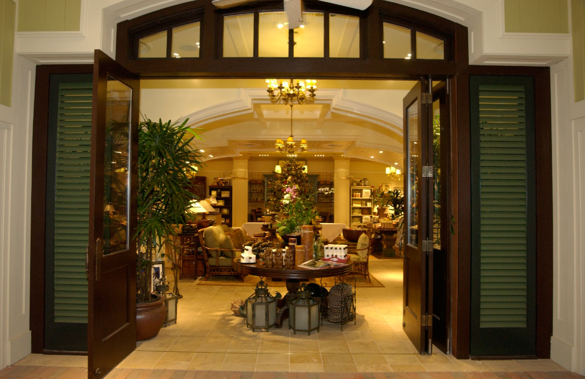 Tommy Bahama Retail Environment